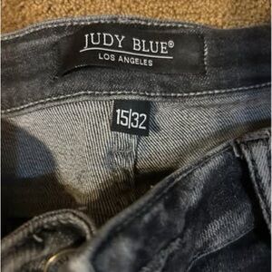 Judy Blue Women’s Black Jeans - Straight Fit